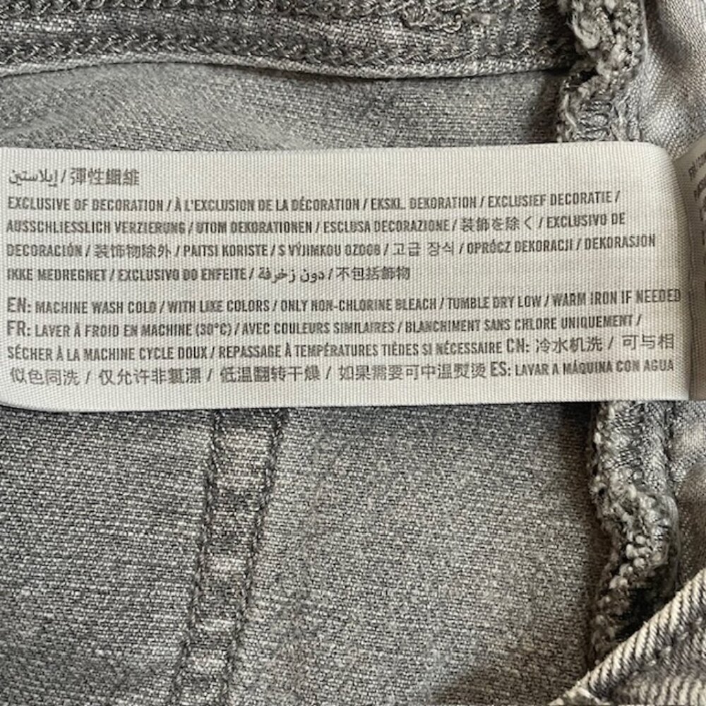 ABERCROMBIE & FITCH Curve Love High-Rise Mom Jean Gray Wash - Size 27 - Picture 9 of 9